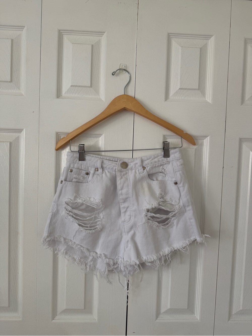 Signature 8 High Wasted White Wash Denim Shorts
